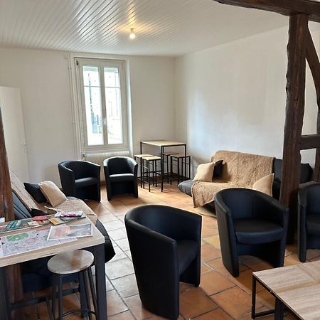 Maison Nombreux Couchages, 13 Lits, 3 Sdb, Exterieur Bourges Luaran gambar